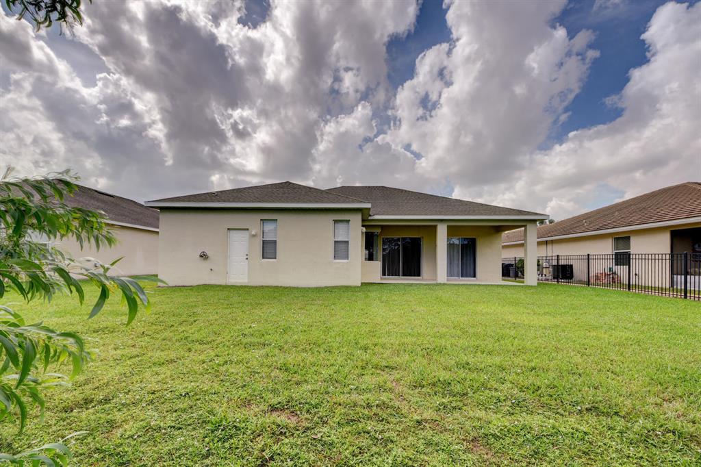 Pineapple Plantation   PL 7 PH A - Residential