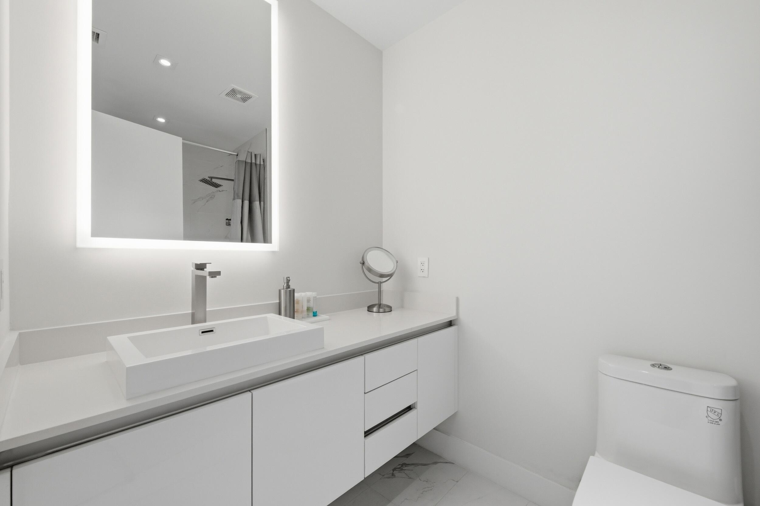 Amrit Ocean - Residential