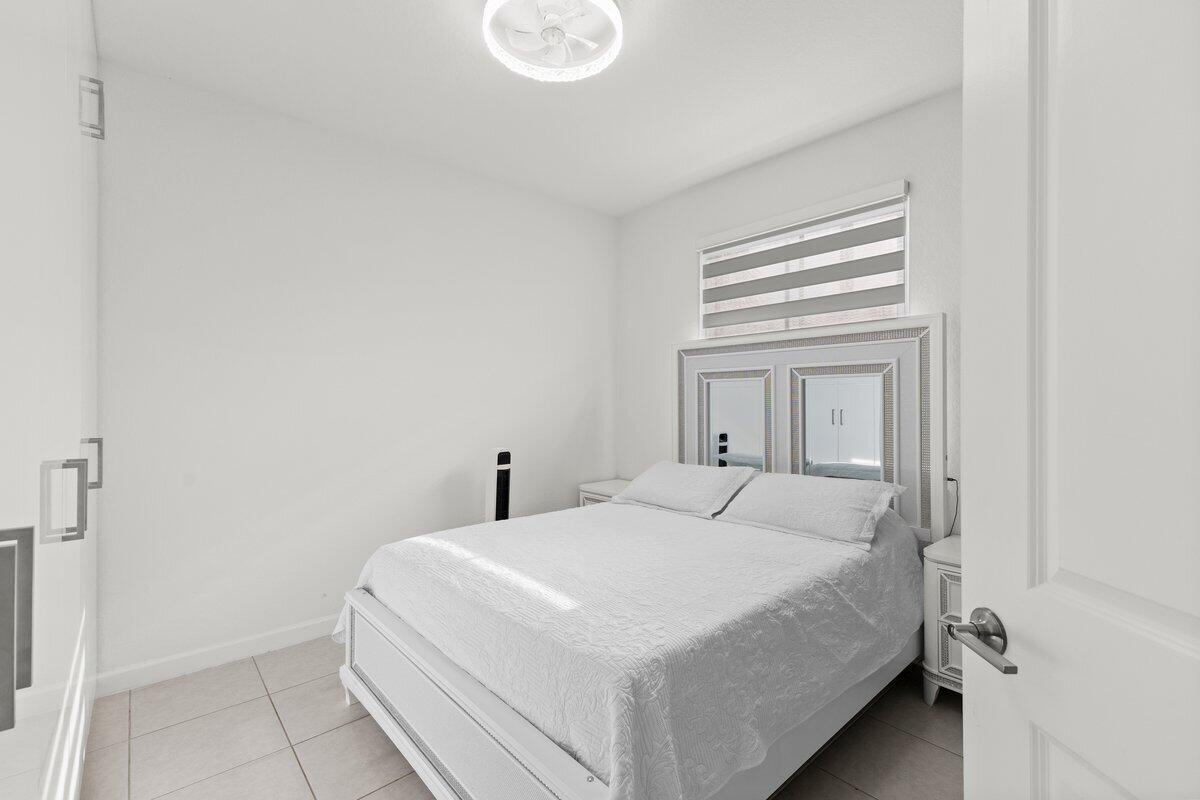 SIENA RESERVE - Residential