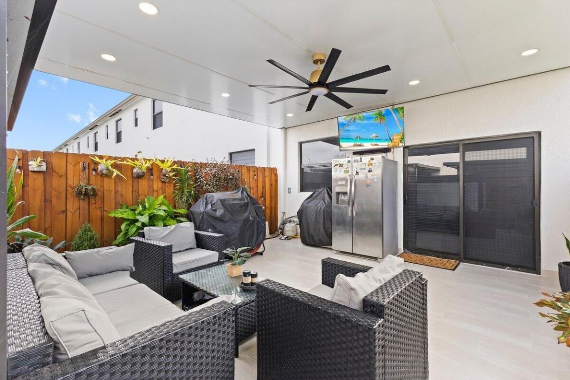 SIENA RESERVE - Residential