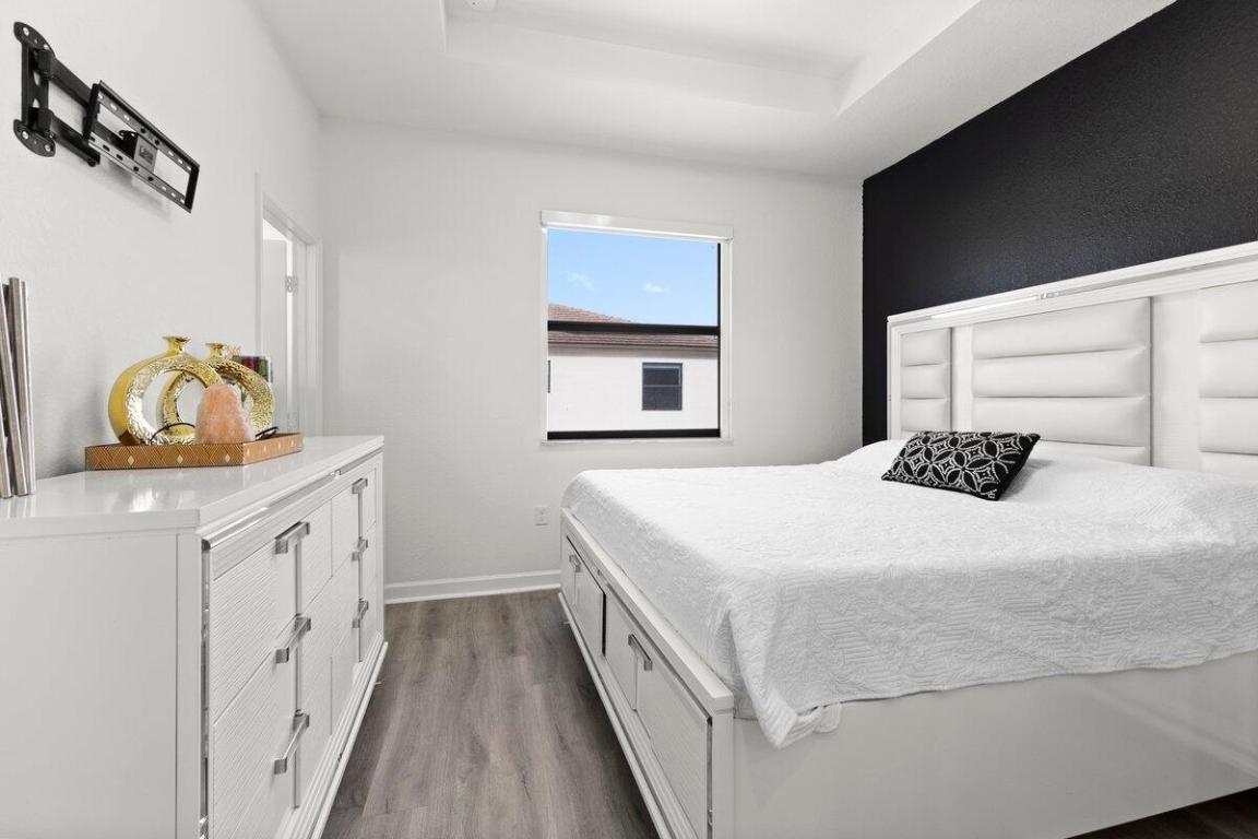 SIENA RESERVE - Residential