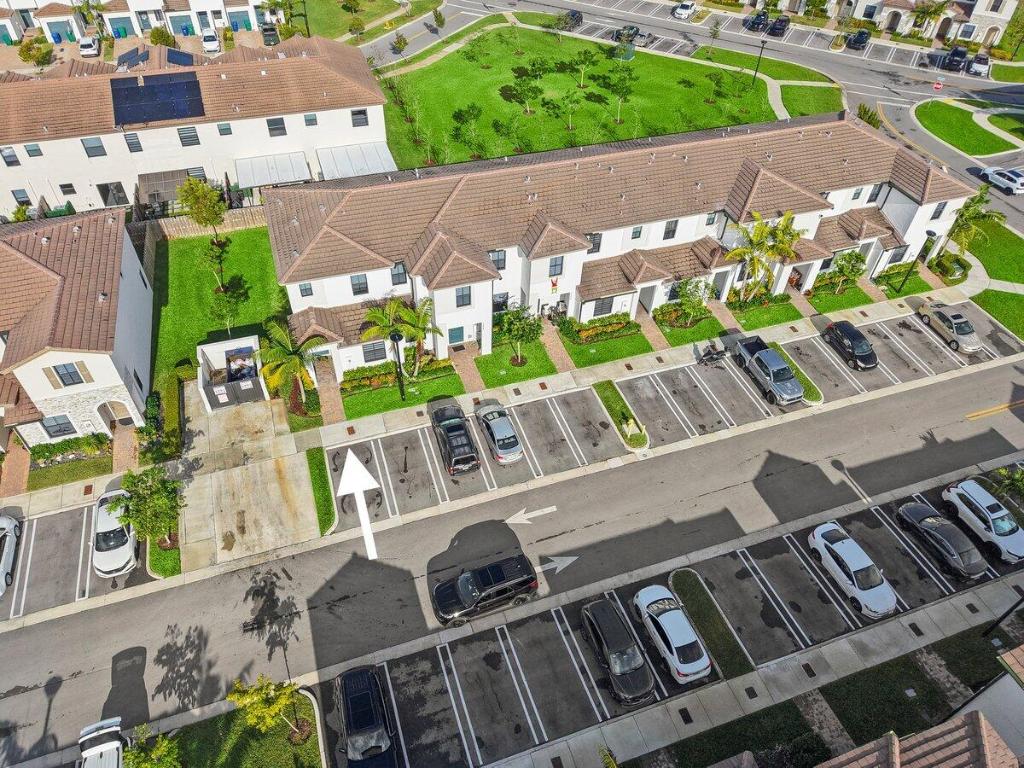 SIENA RESERVE - Residential