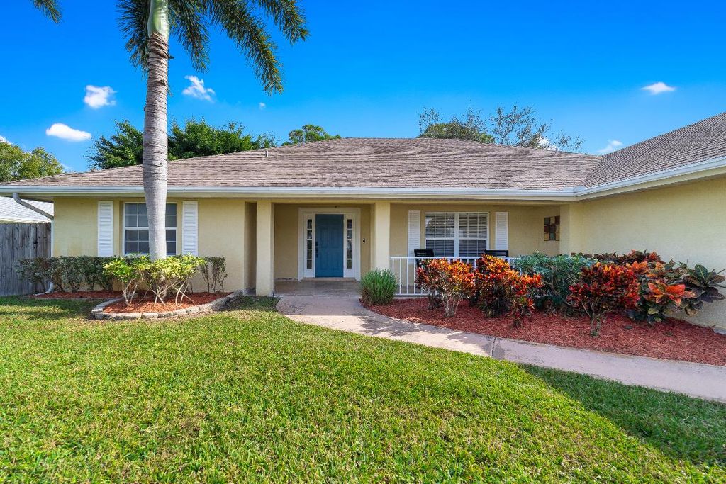Photo of 6012 Bamboo Drive, Fort Pierce, FL 34982 (MLS # R11147656)