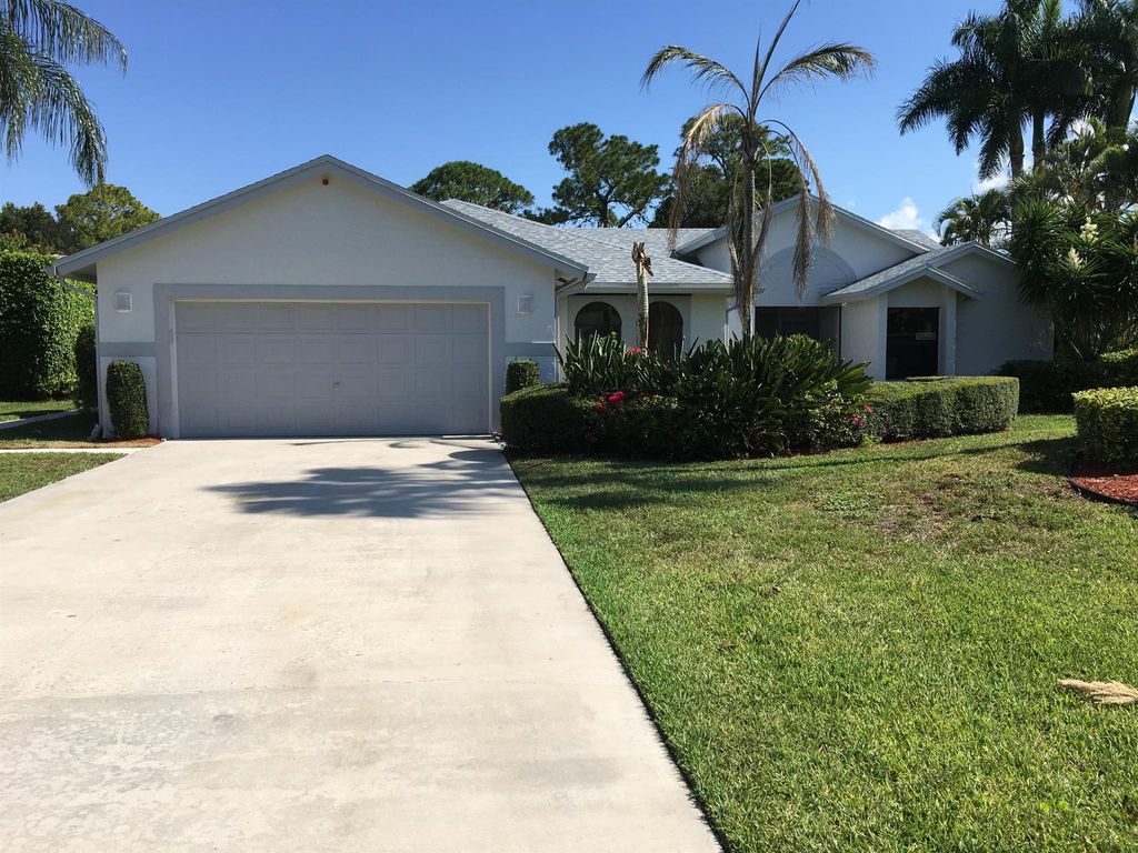 Photo of 2845 Riviera Drive, Delray Beach, FL 33445 (MLS # R11094626)