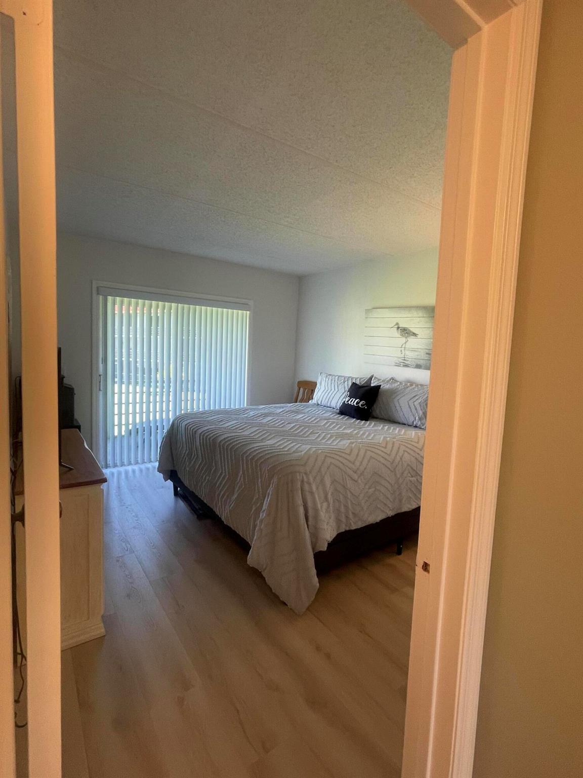 REGAL PALMS EATON CONDO - Residential