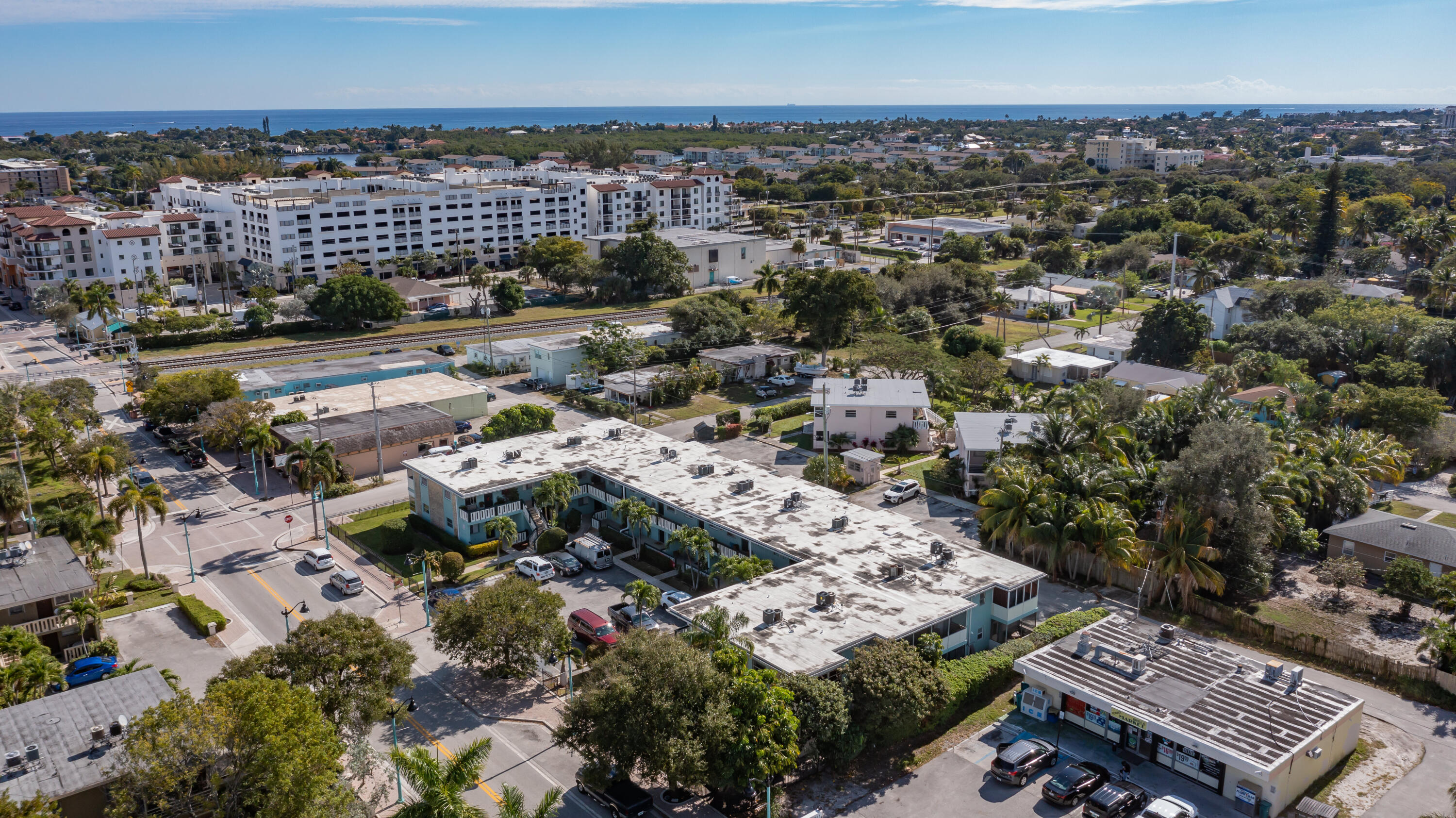 BOYNTON CENTER 3 CONDO - Residential Lease