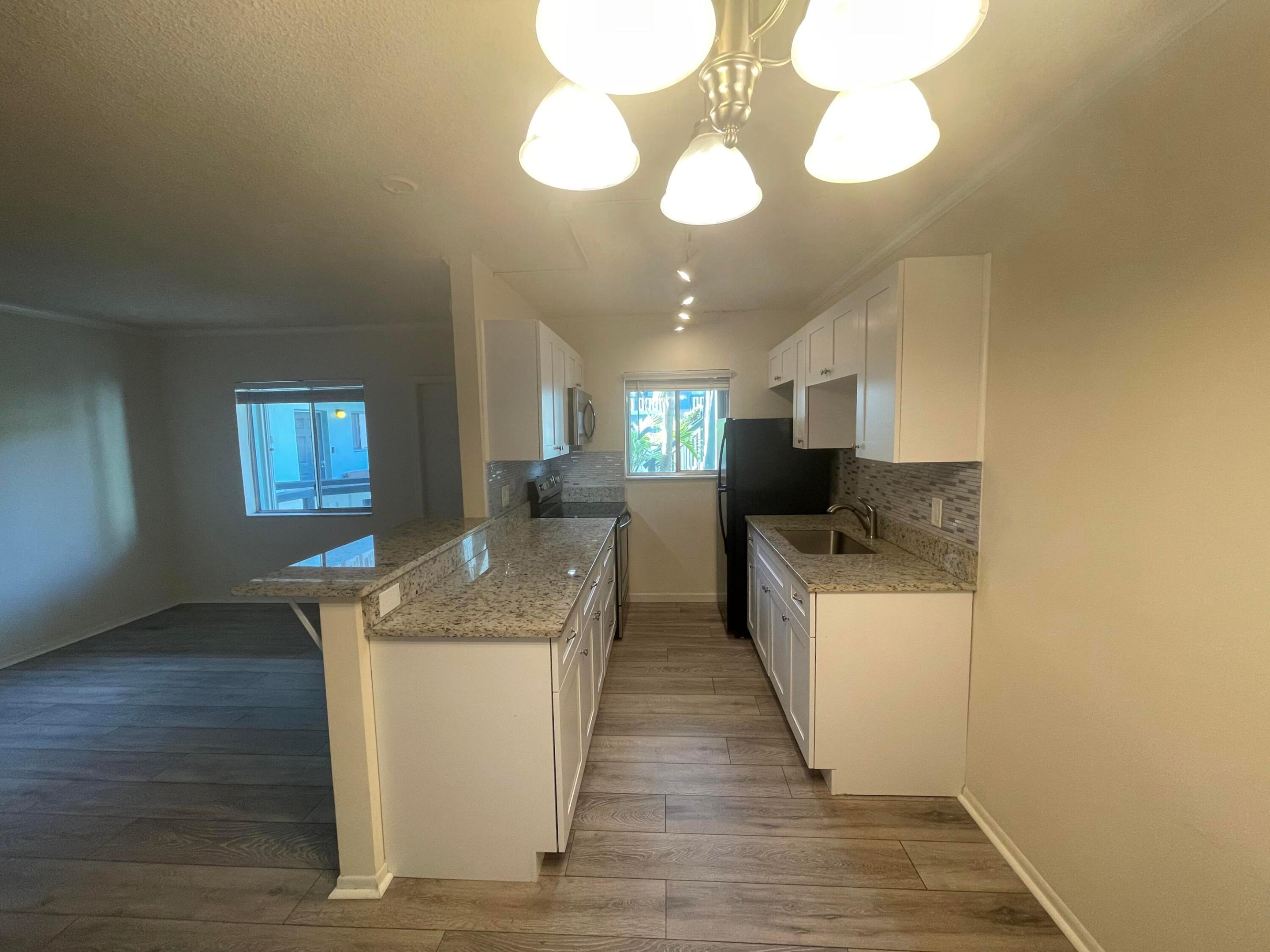BOYNTON CENTER 3 CONDO - Residential Lease