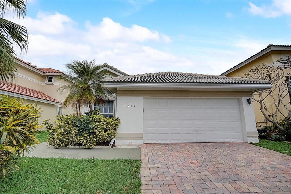 HOLIDAY SPRINGS EAST - Residential