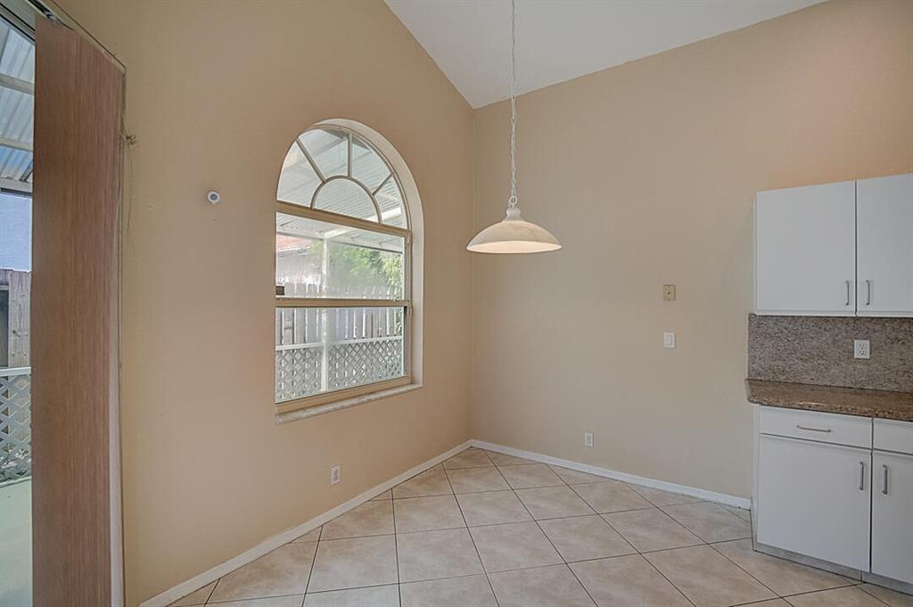 HOLIDAY SPRINGS EAST - Residential