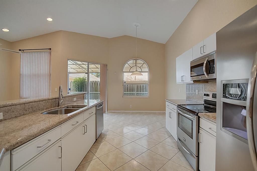 HOLIDAY SPRINGS EAST - Residential