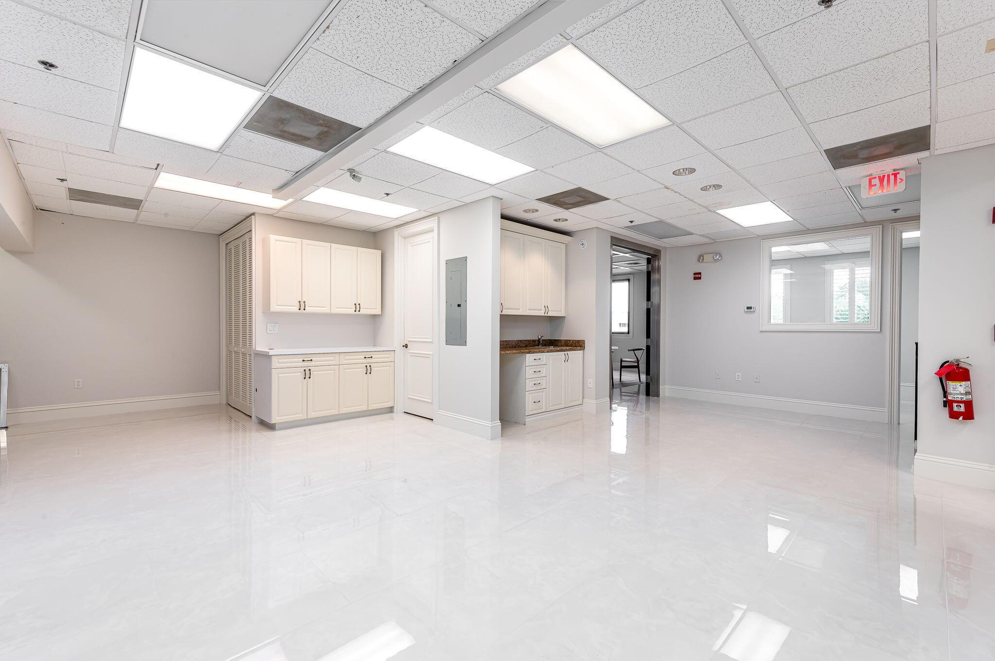 1200 S Rogers Circle 11