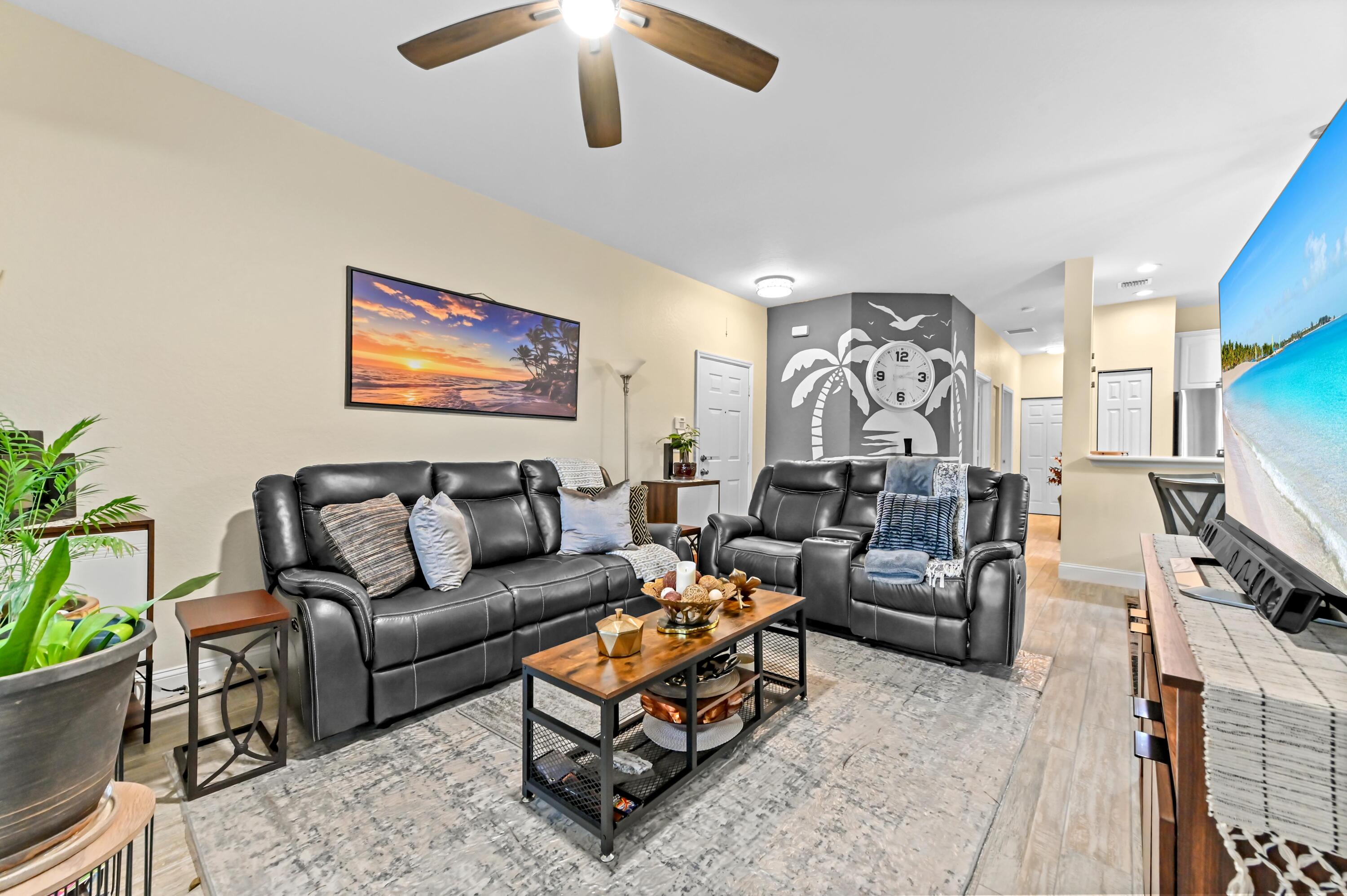 MAGNOLIA BAY - Residential