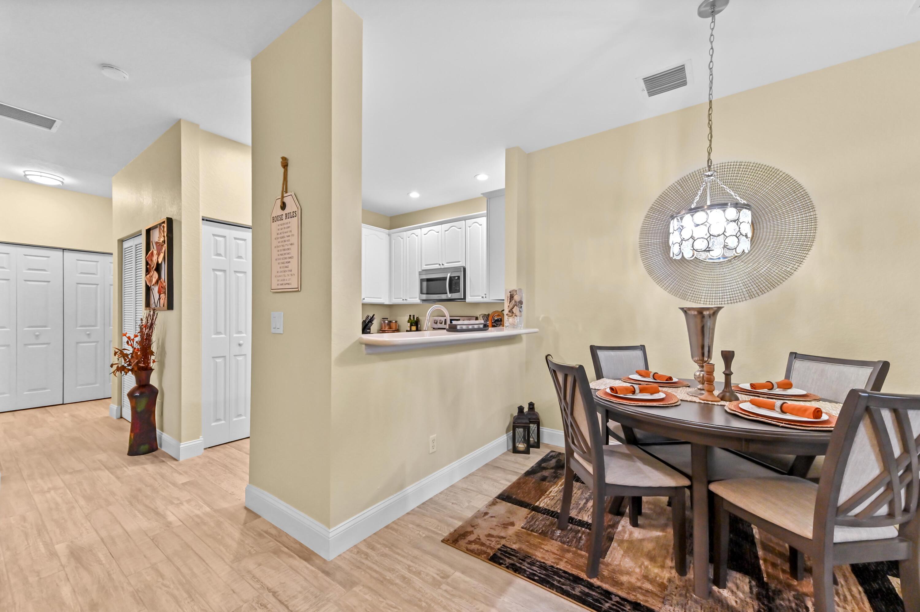 MAGNOLIA BAY - Residential