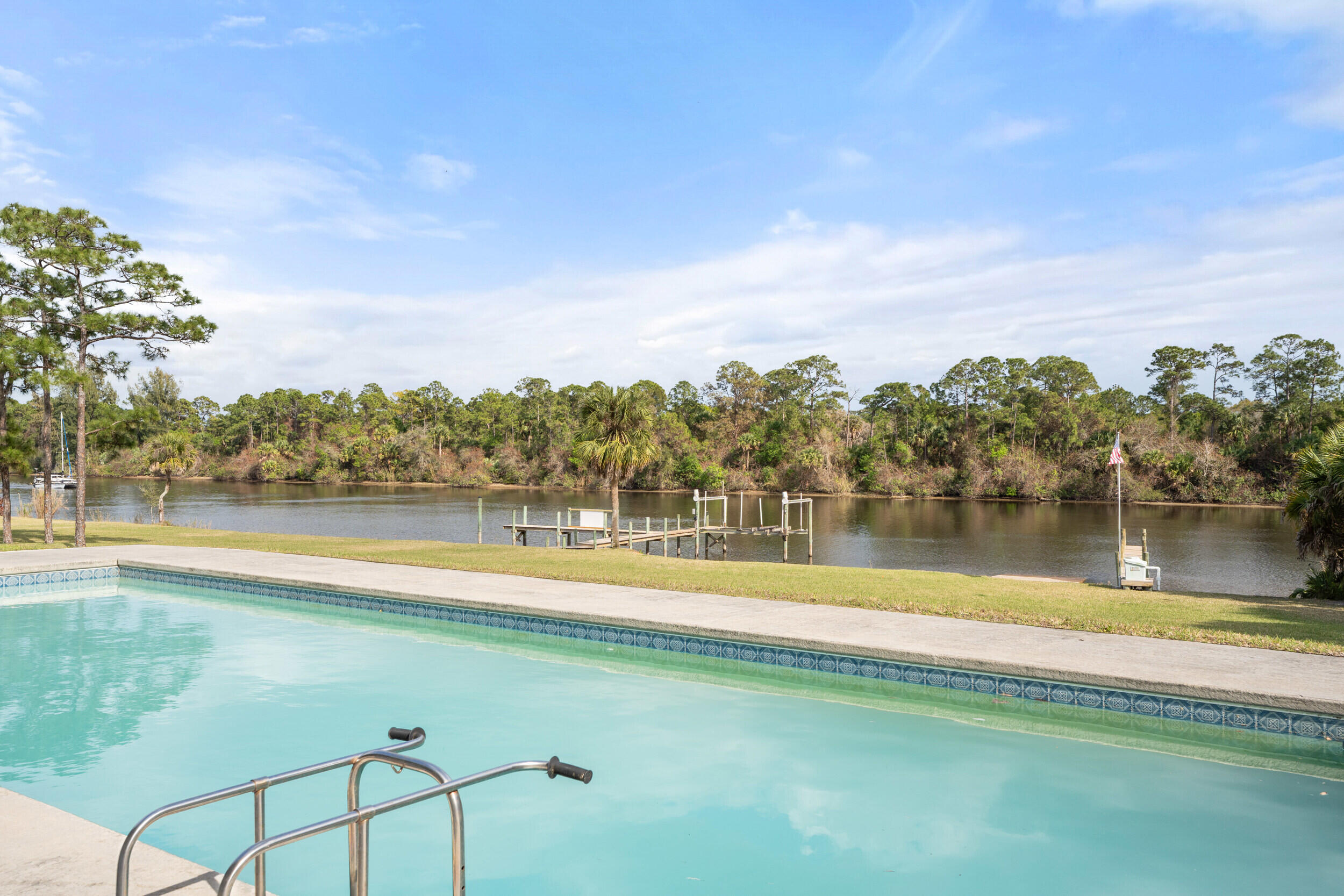 GREENRIDGE ESTATES - Land