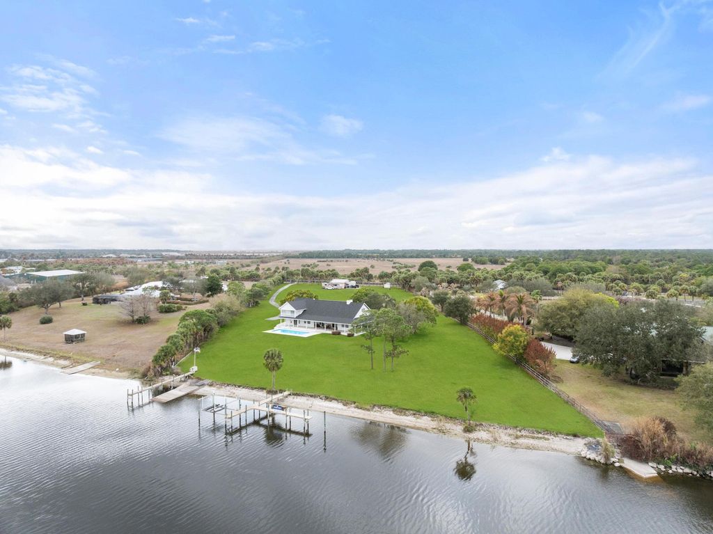 Photo of 10125 SW Green Ridge Lane, Palm City, FL 34990 (MLS # R11161941)