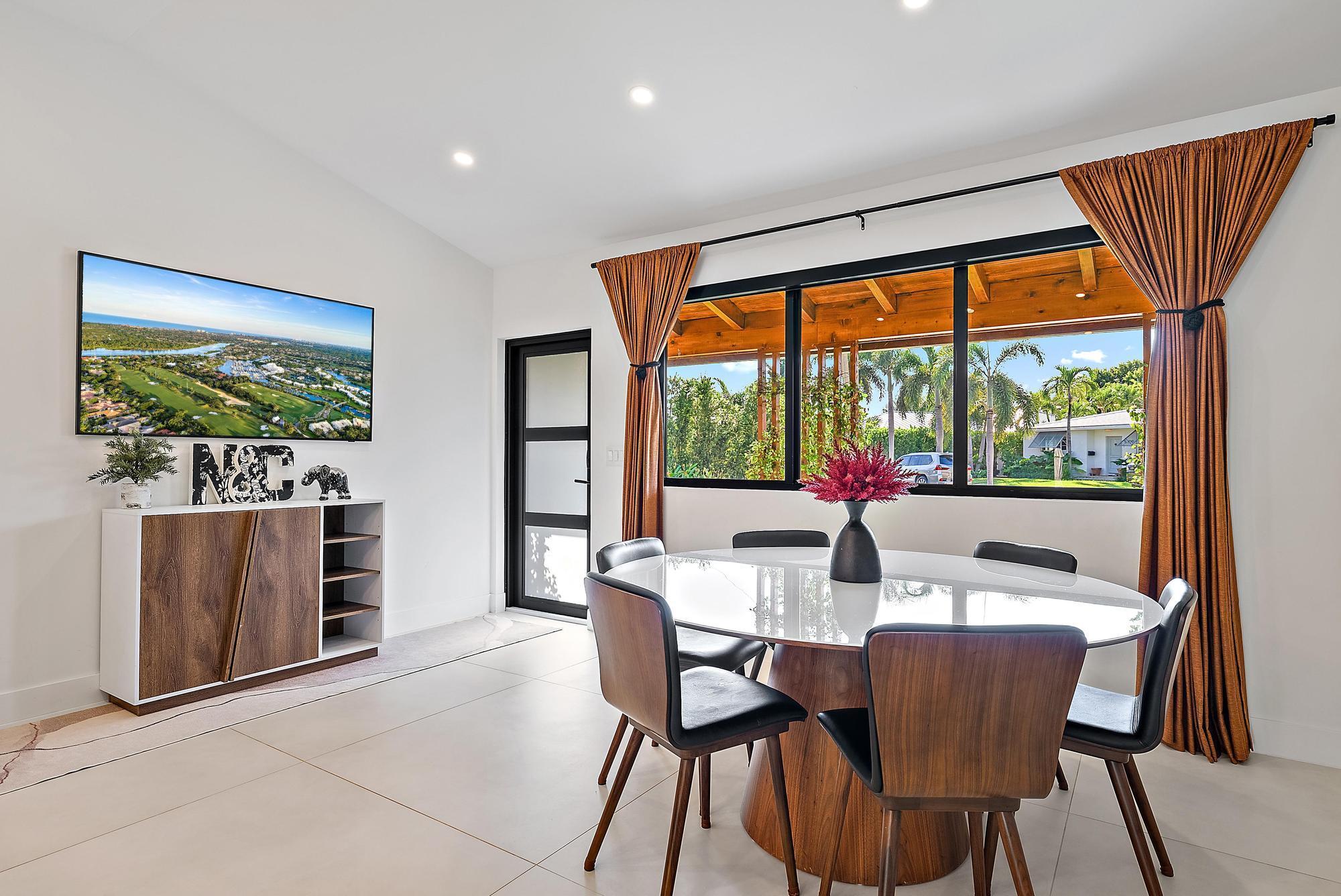 LITTLE RANCHES - Residential