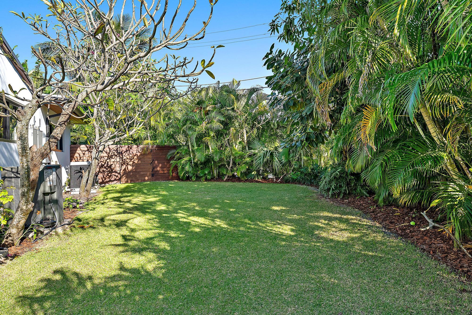 LITTLE RANCHES - Residential