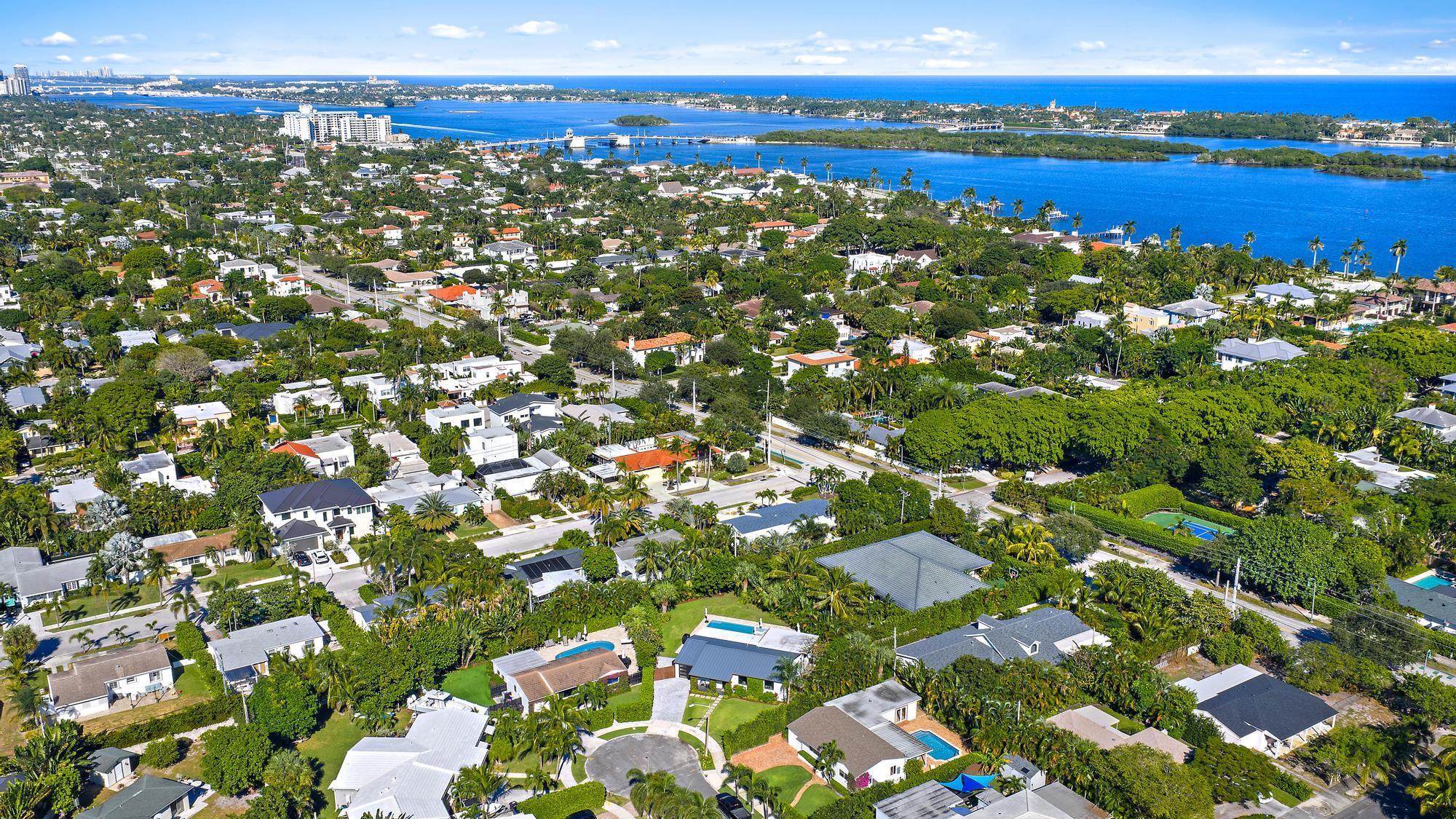 LITTLE RANCHES - Residential