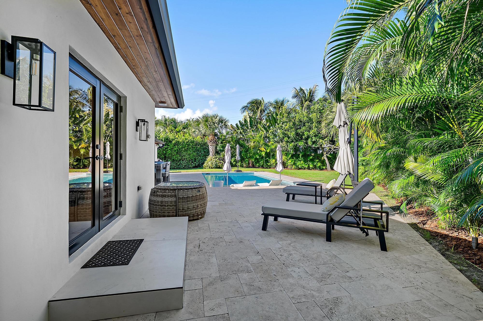 LITTLE RANCHES - Residential