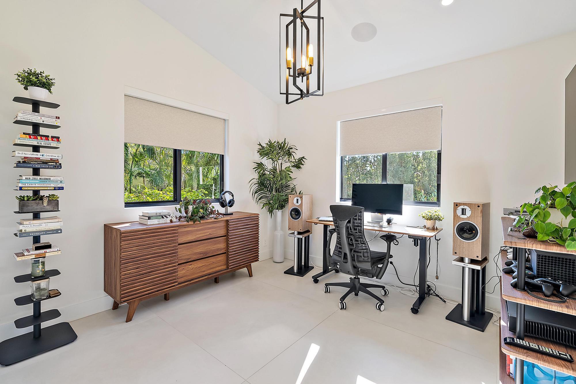 LITTLE RANCHES - Residential