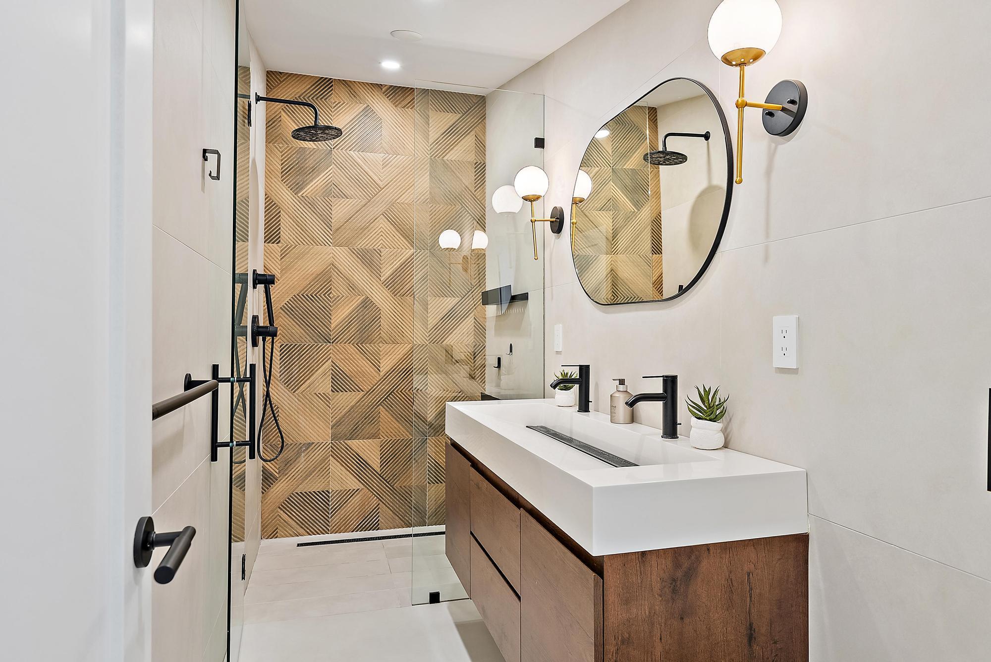 LITTLE RANCHES - Residential