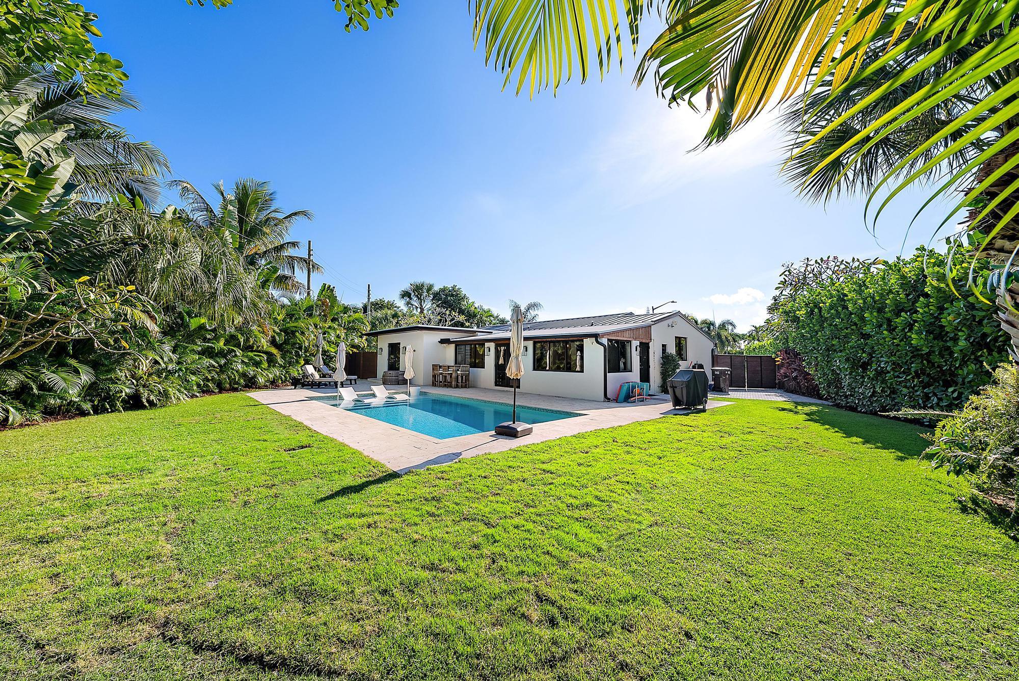 LITTLE RANCHES - Residential