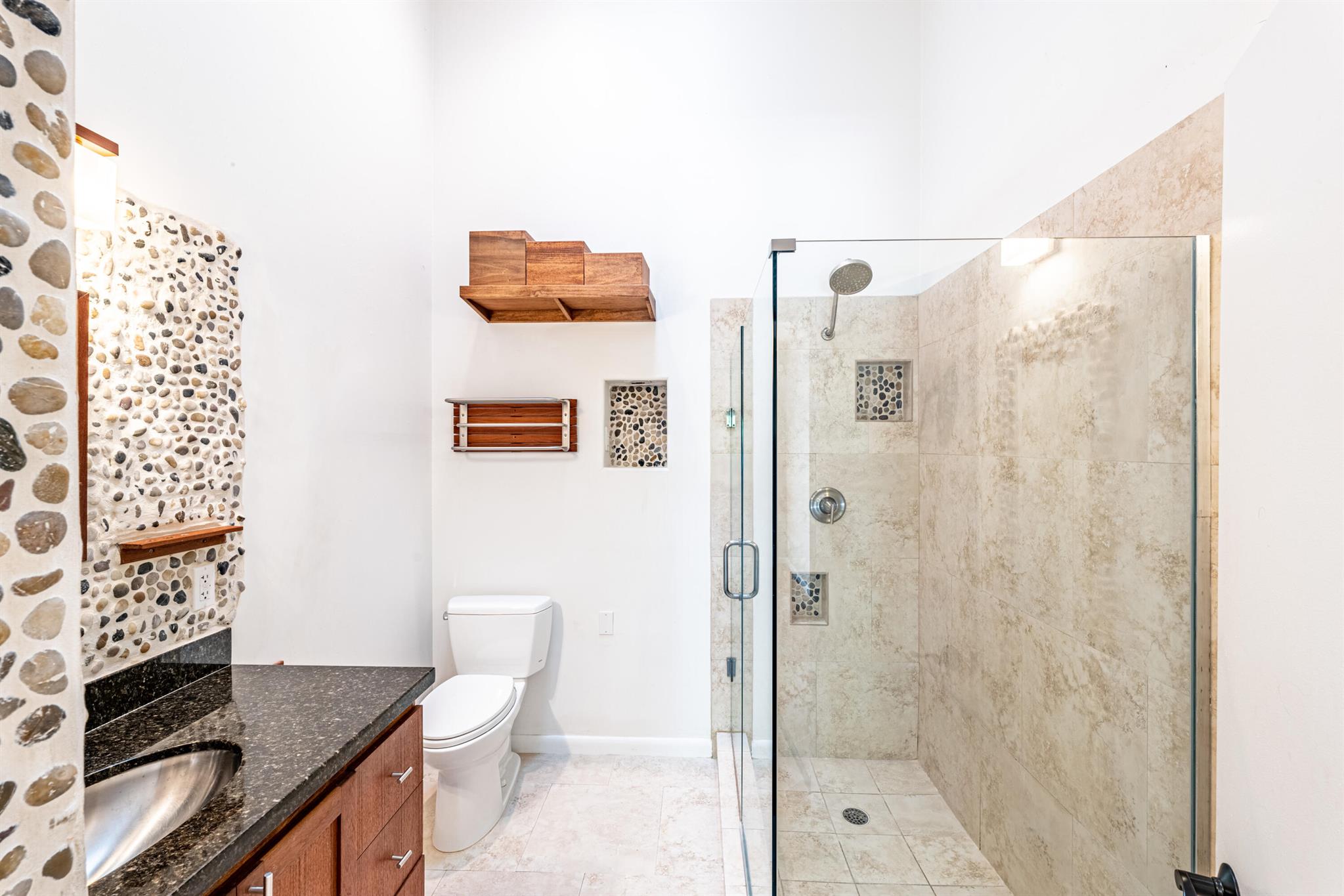 HARBOUR CLUB - Residential Lease