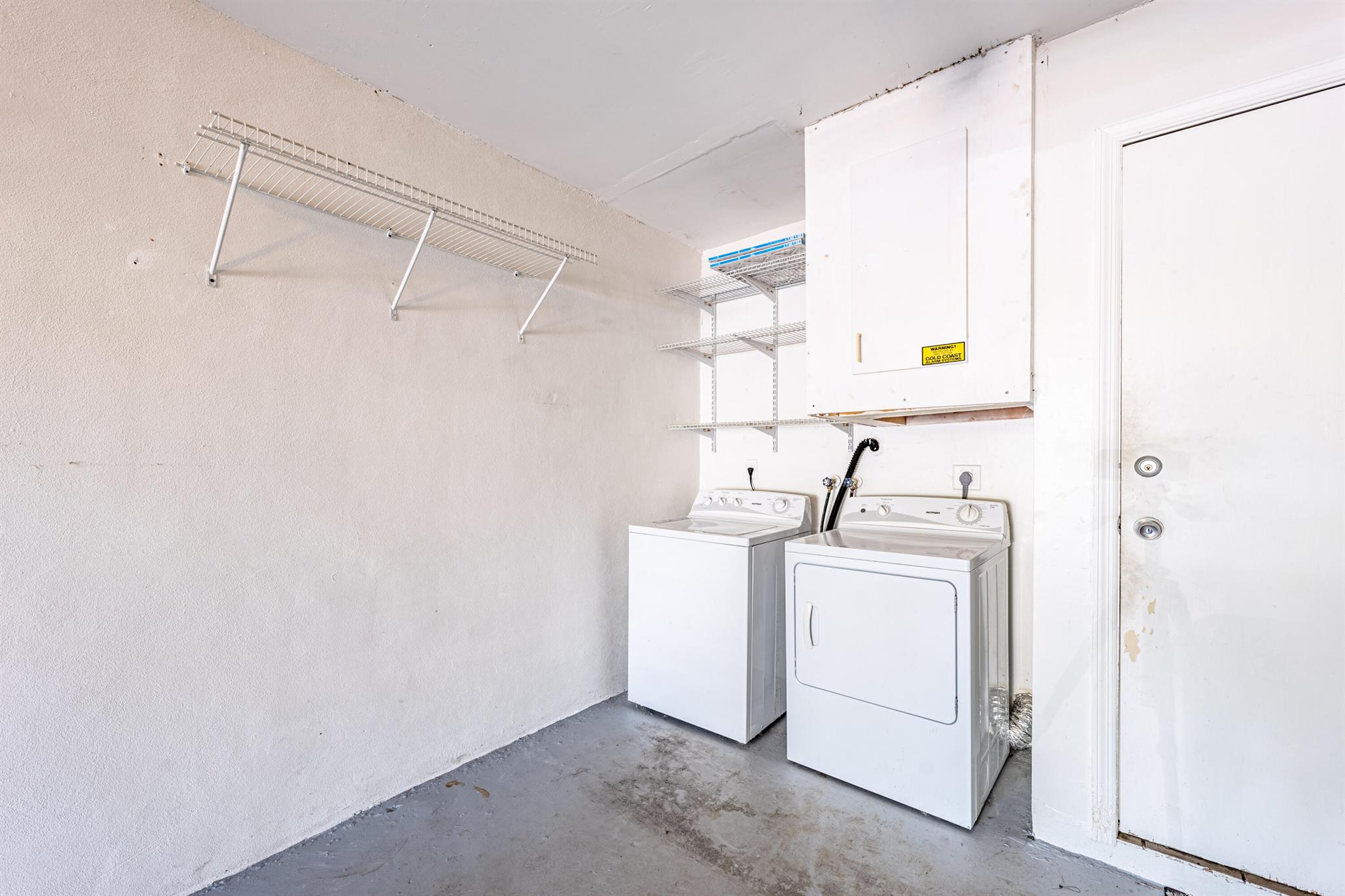 HARBOUR CLUB - Residential Lease