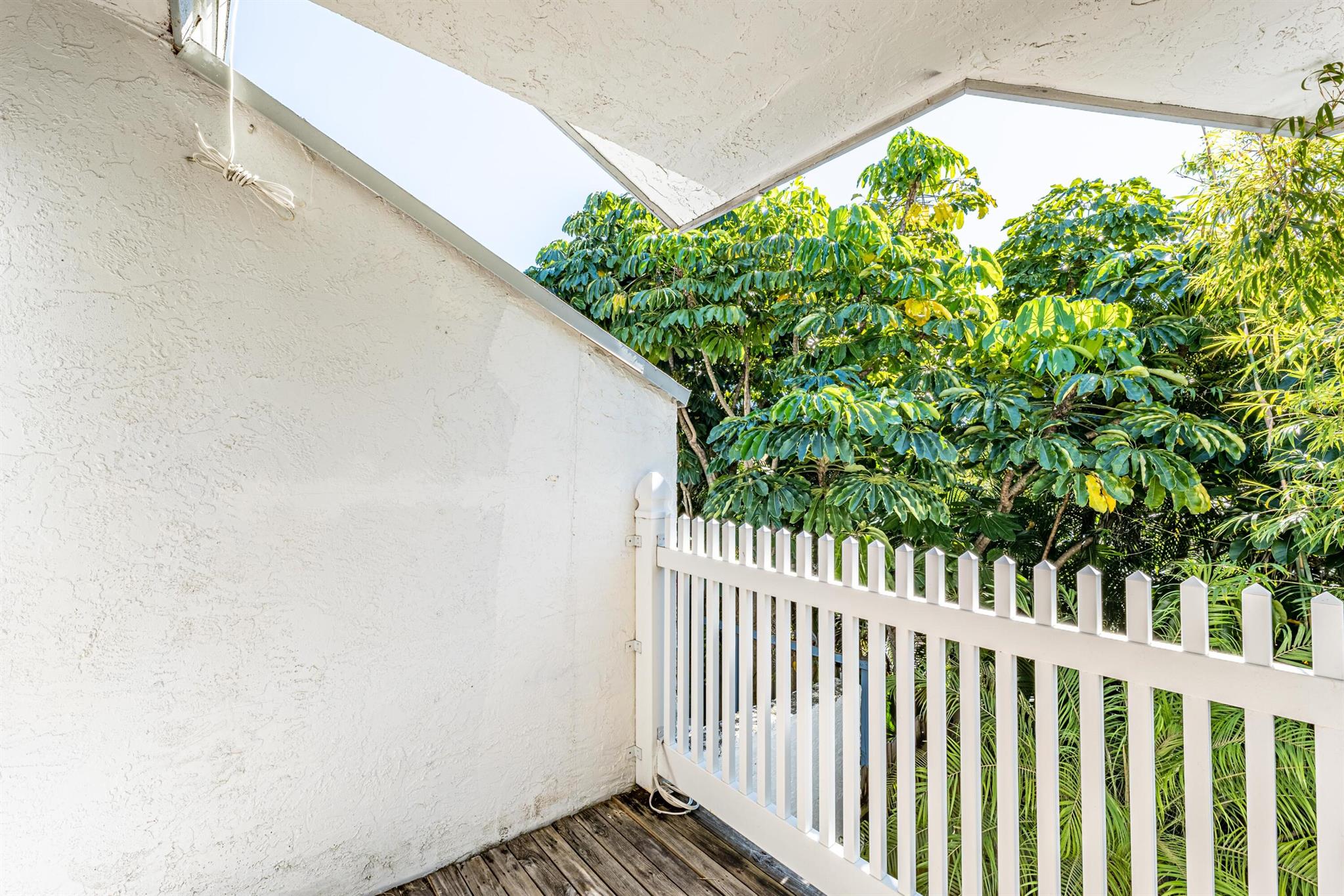 HARBOUR CLUB - Residential Lease