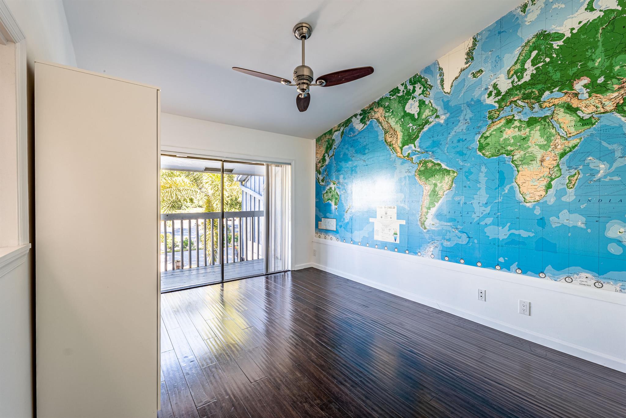 HARBOUR CLUB - Residential Lease