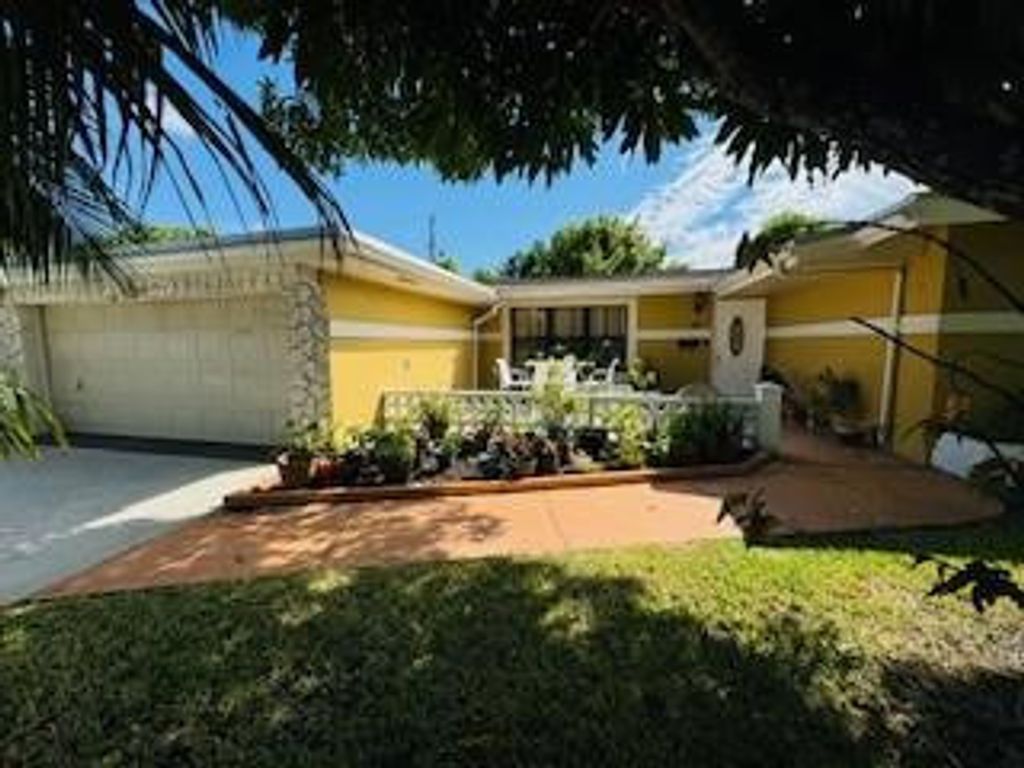 Photo of 660 Long Island Avenue, Fort Lauderdale, FL 33312 (MLS # F10465345)