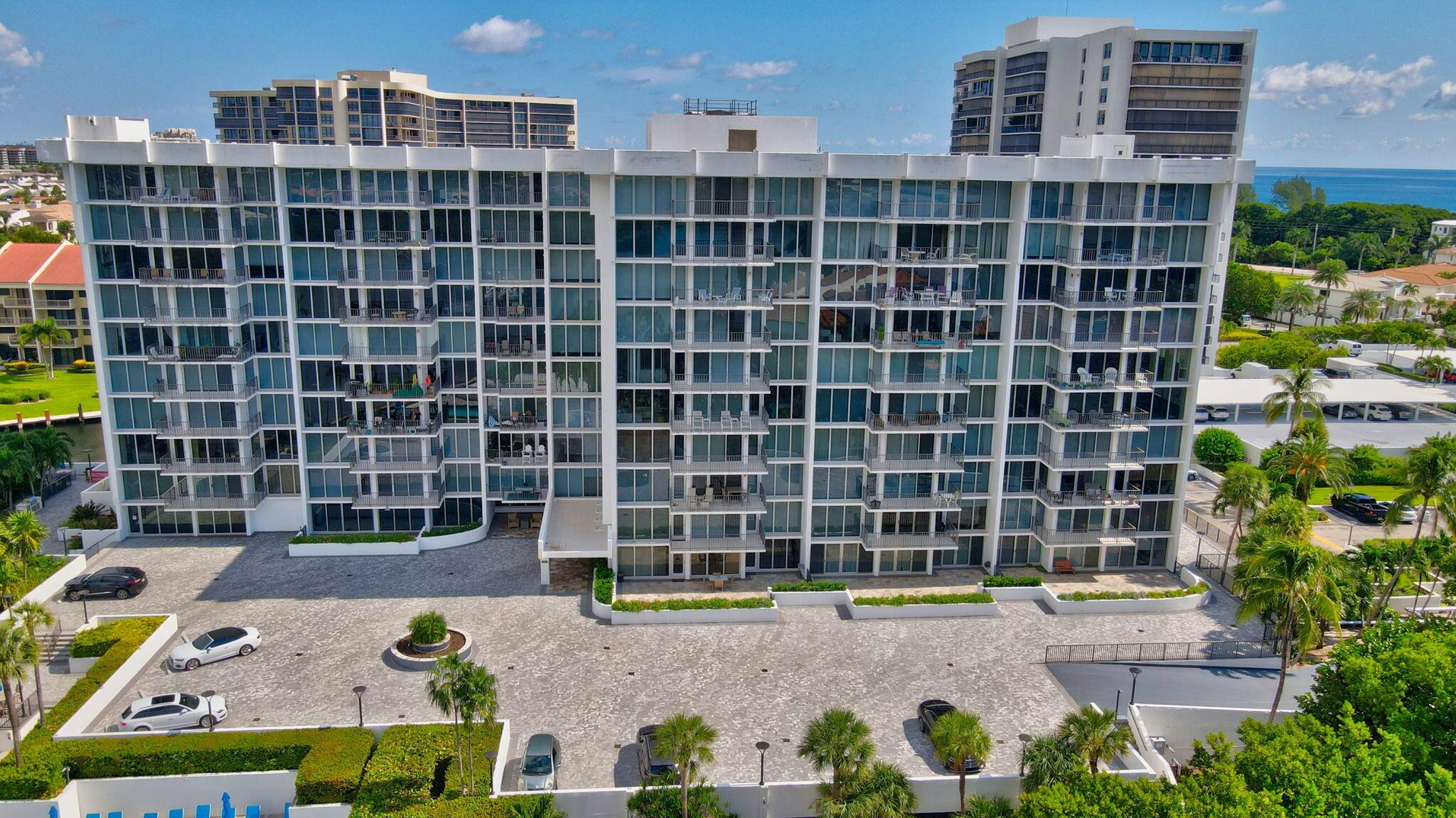 ABERDEEN ARMS CONDO - Residential