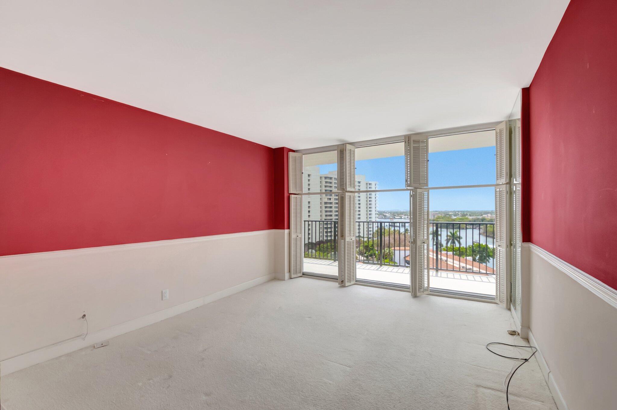 ABERDEEN ARMS CONDO - Residential