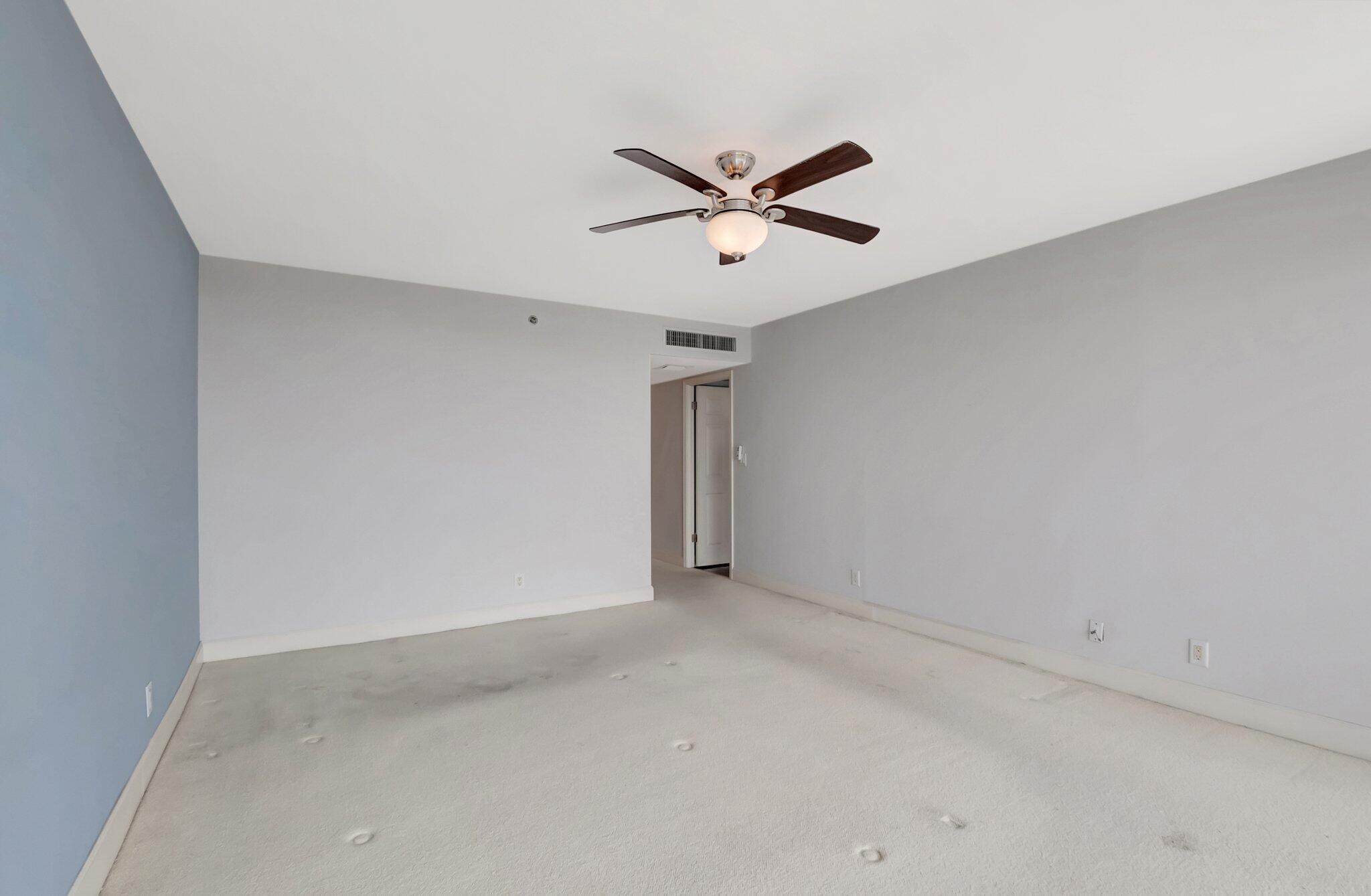 ABERDEEN ARMS CONDO - Residential