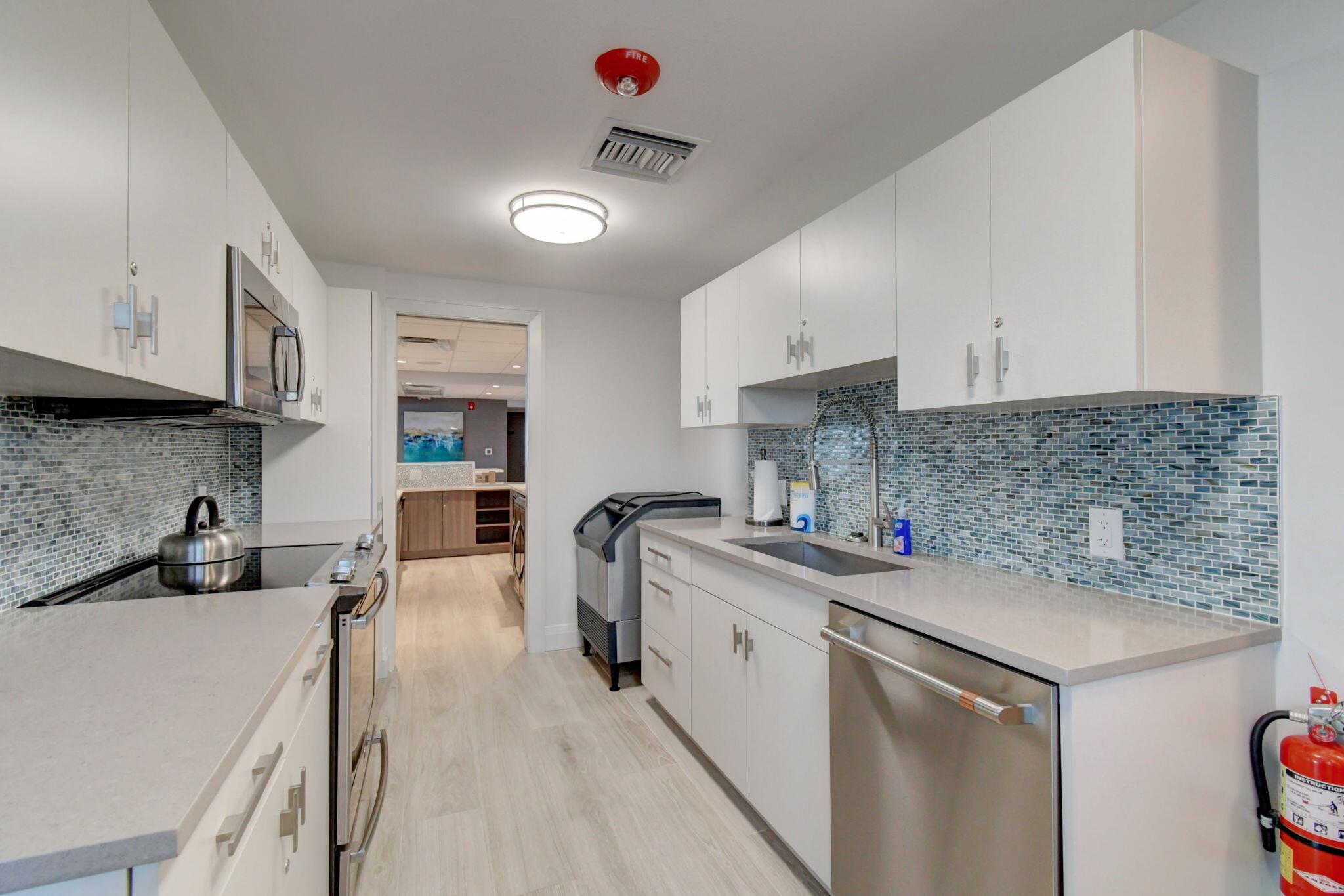 ABERDEEN ARMS CONDO - Residential