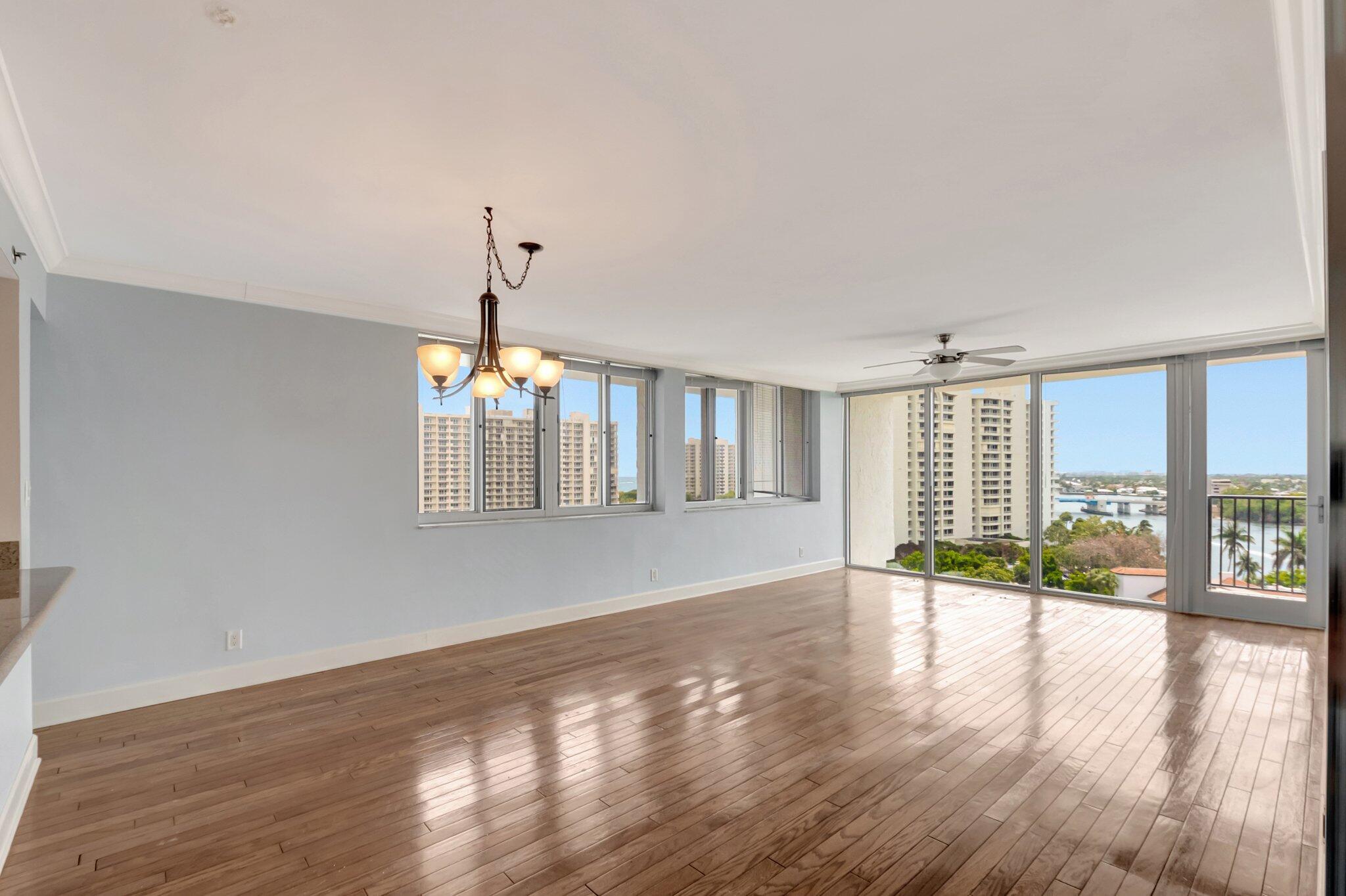 ABERDEEN ARMS CONDO - Residential