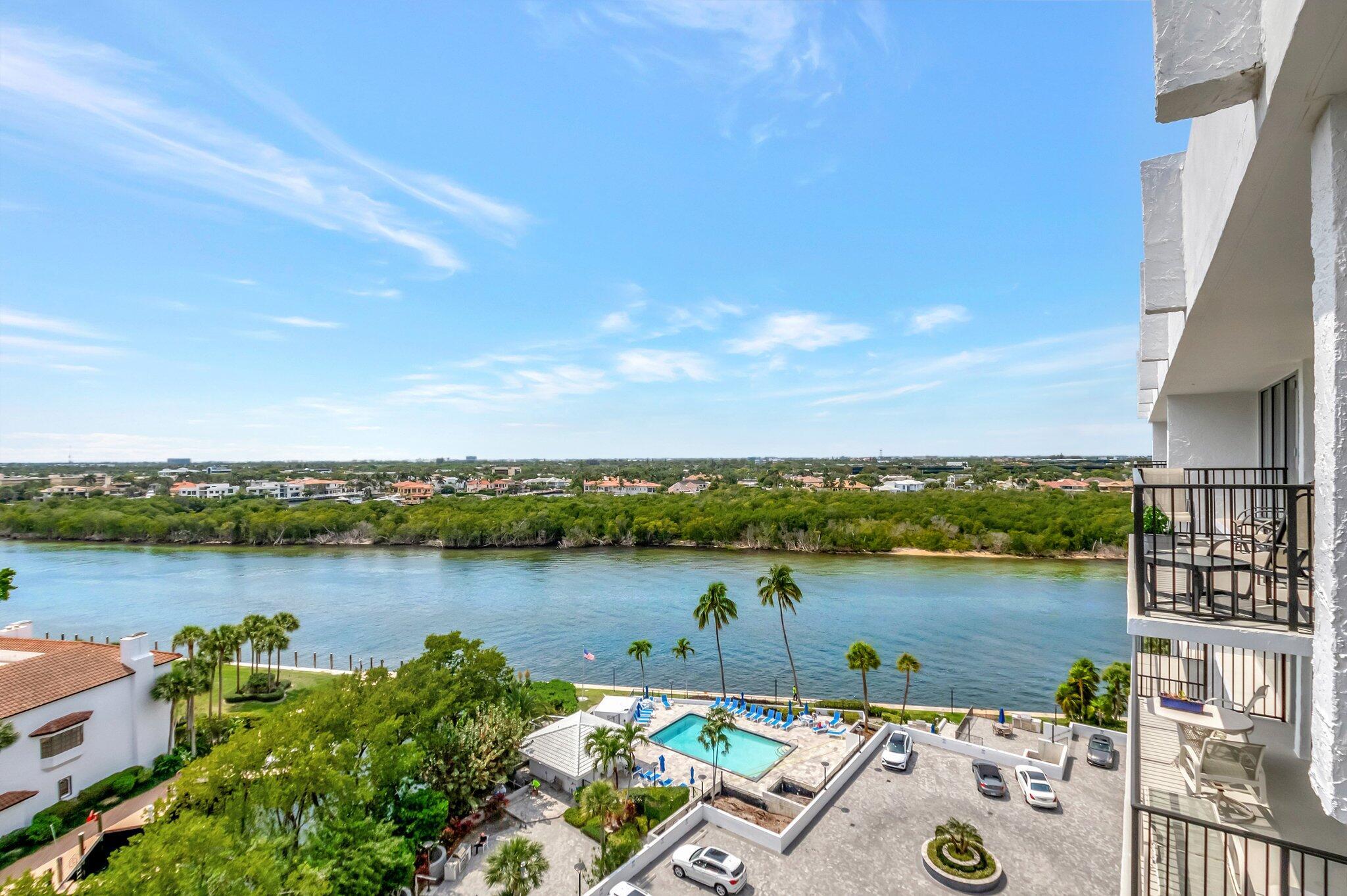 ABERDEEN ARMS CONDO - Residential