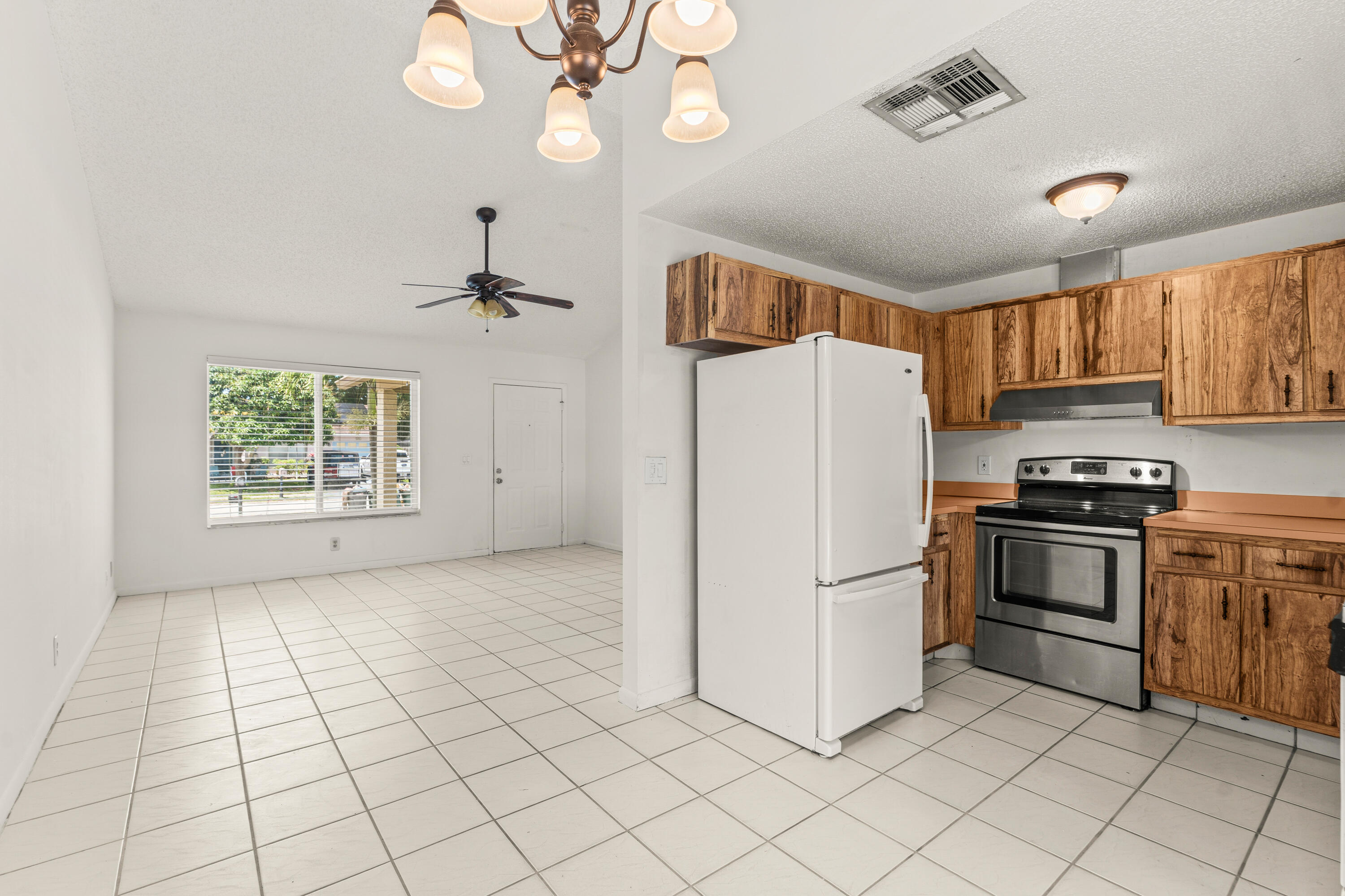 JUPITER VILLAGE PH III - Residential