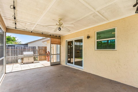 Tiny photo for 105 Banyan Circle, Jupiter, FL 33458 (MLS # B26025444)