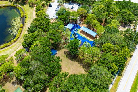 Tiny photo for 105 Banyan Circle, Jupiter, FL 33458 (MLS # B26025444)