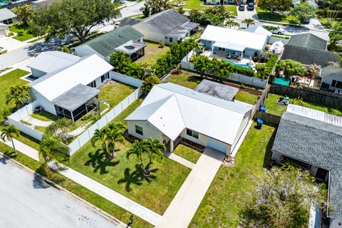 Tiny photo for 105 Banyan Circle, Jupiter, FL 33458 (MLS # B26025444)