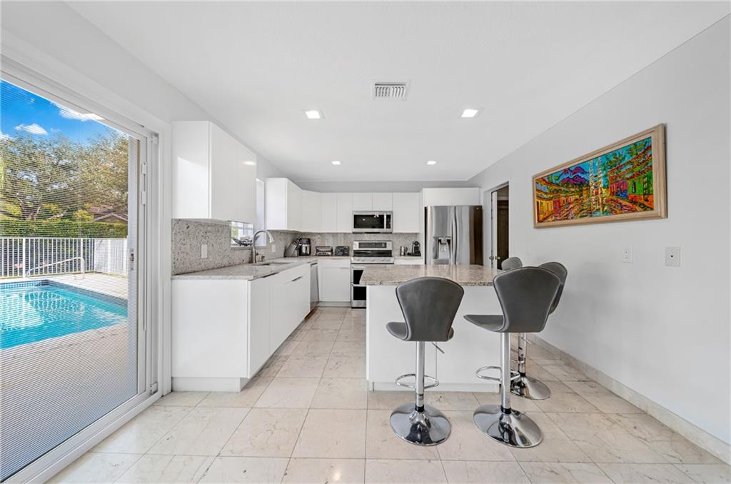 Palm-Aire Oaks Course Est - Residential