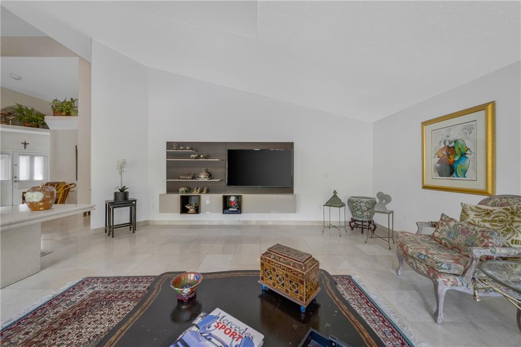 Palm-Aire Oaks Course Est - Residential