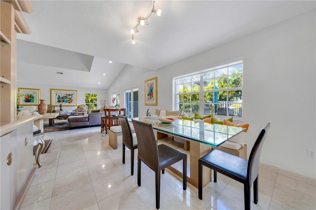 Palm-Aire Oaks Course Est - Residential