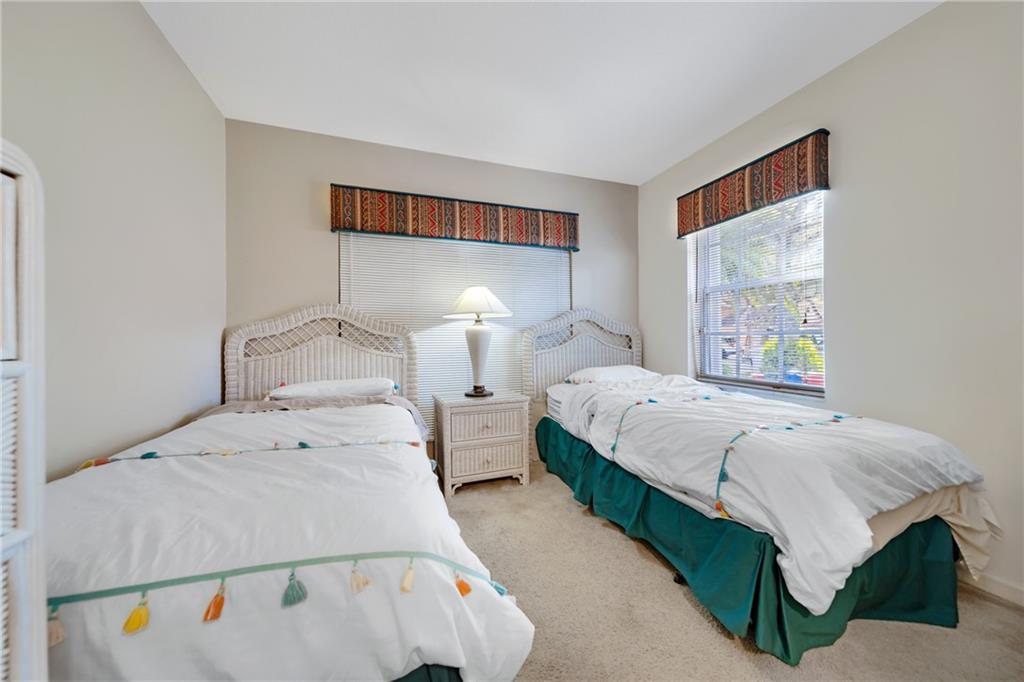 Palm-Aire Oaks Course Est - Residential
