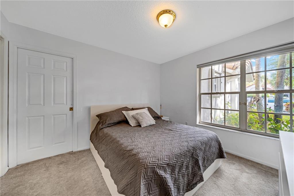 Palm-Aire Oaks Course Est - Residential