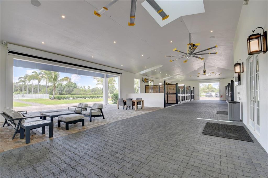 Acreage & Unrec - Residential