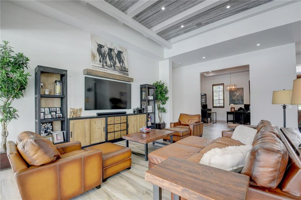 Acreage & Unrec - Residential