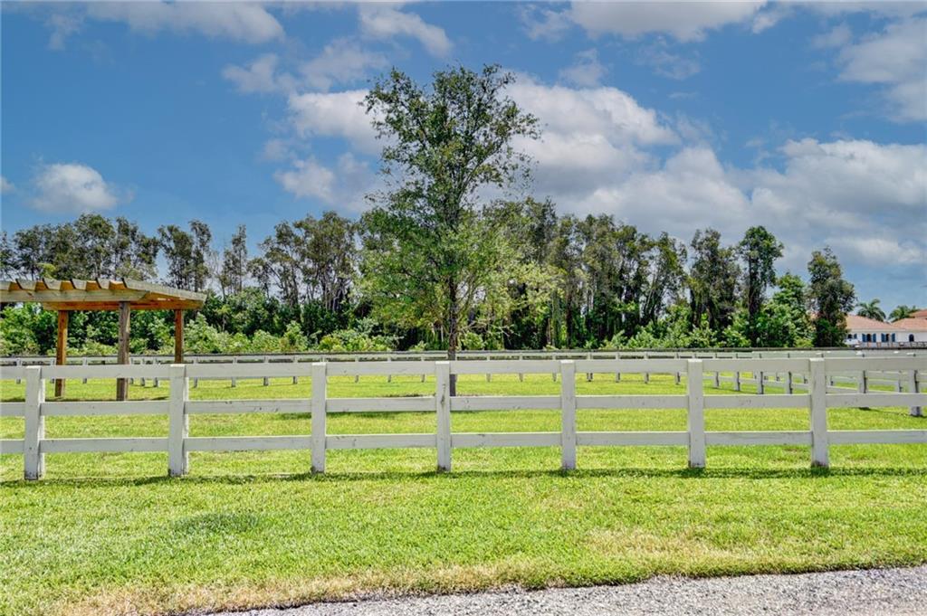 Acreage & Unrec - Residential