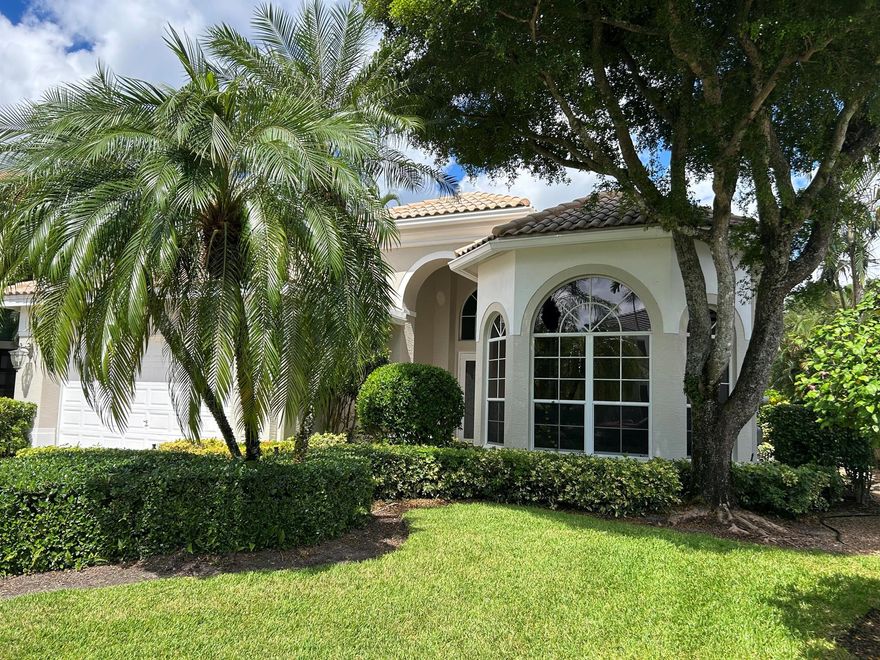 This is it!! A spectacular one story home with 3,366 sq ft of living space. Enter through glass double doors to an open floor plan that features ceramic floors, crown molding, a large custom entertainment center and a custom granite wet bar. All bedrooms have marble flooring . The custom kitchen has 42 inch cabinets with granite counters, water filtration system, s/s appliances with double oven, microwave and soft close drawers. The den/office features mahogany wood flooring, paneling and custom shelving. The over sized master suite features a sitting area and 2 large custom closets. The master bath has a jacuzzi tub and separate shower, duel sinks and vanity area. Home can be leased on a annual or seasonal period.